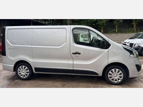 Vauxhall Vivaro 1.6 CDTi 2700 BiTurbo ecoTEC Sportive L1 H1 Euro 6 (s/s) 5dr 18