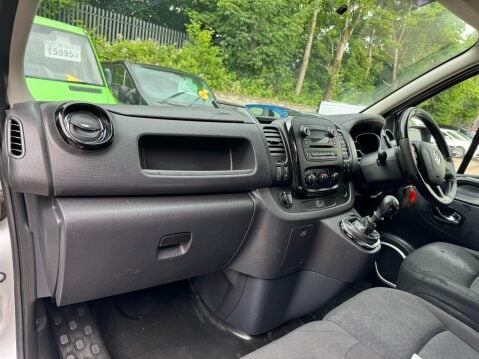 Vauxhall Vivaro 1.6 CDTi 2700 BiTurbo ecoTEC Sportive L1 H1 Euro 6 (s/s) 5dr 36