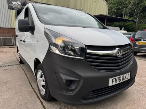 Vauxhall Vivaro 1.6 CDTi 2700 ecoFLEX L1 H1 Euro 5 (s/s) 5dr 4