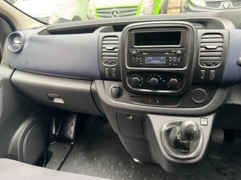 Vauxhall Vivaro 1.6 CDTi 2700 ecoFLEX L1 H1 Euro 5 (s/s) 5dr 35