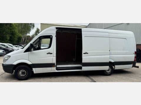 Mercedes-Benz Sprinter 2.1 316 CDi RWD L4 H4 4dr 19