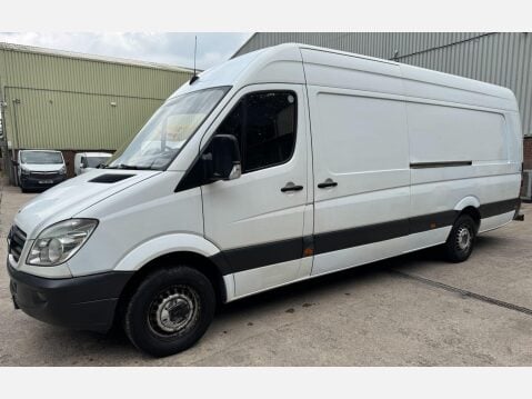 Mercedes-Benz Sprinter 2.1 316 CDi RWD L4 H4 4dr 21