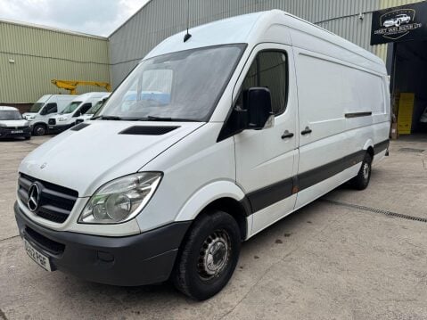 Mercedes-Benz Sprinter 2.1 316 CDi RWD L4 H4 4dr 22