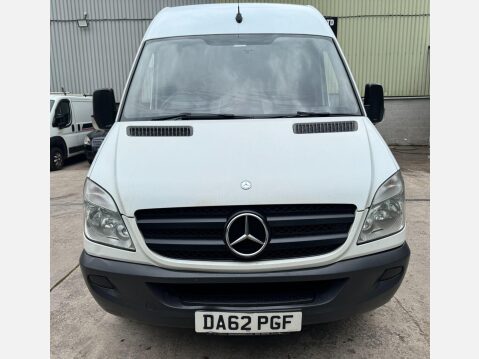Mercedes-Benz Sprinter 2.1 316 CDi RWD L4 H4 4dr 24