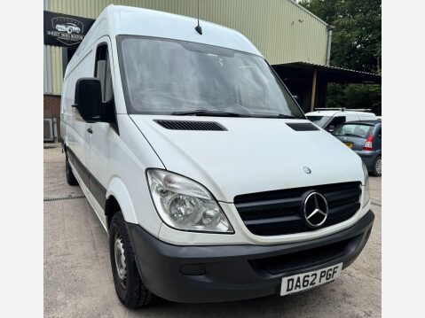 Mercedes-Benz Sprinter 2.1 316 CDi RWD L4 H4 4dr 4