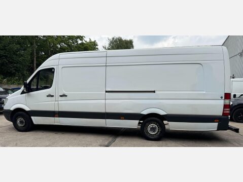 Mercedes-Benz Sprinter 2.1 316 CDi RWD L4 H4 4dr 16