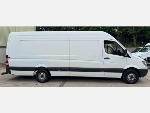 Mercedes-Benz Sprinter 2.1 316 CDi RWD L4 H4 4dr 8