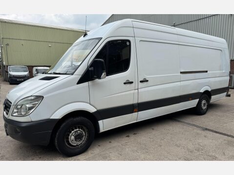 Mercedes-Benz Sprinter 2.1 316 CDi RWD L4 H4 4dr 21