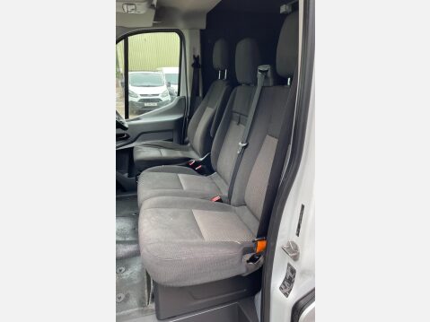 Ford Transit 2.2 TDCi 350 Panel Van L4 H3 Diesel XLWB 37