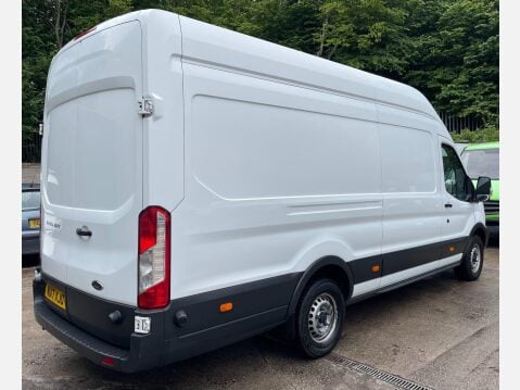 Ford Transit 2.2 TDCi 350 Panel Van L4 H3 Diesel XLWB 9