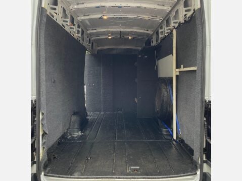 Ford Transit 2.2 TDCi 350 Panel Van L4 H3 Diesel XLWB 12