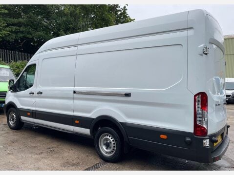 Ford Transit 2.2 TDCi 350 Panel Van L4 H3 Diesel XLWB 14