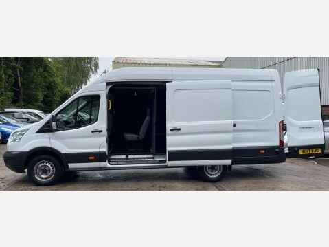 Ford Transit 2.2 TDCi 350 Panel Van L4 H3 Diesel XLWB 16