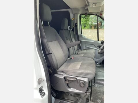 Ford Transit 2.2 TDCi 350 Panel Van L4 H3 Diesel XLWB 25