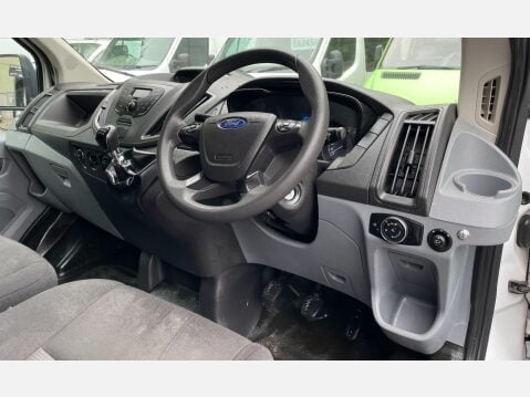 Ford Transit 2.2 TDCi 350 Panel Van L4 H3 Diesel XLWB 26