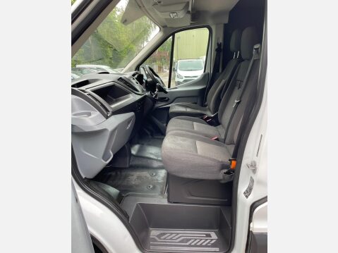 Ford Transit 2.2 TDCi 350 Panel Van L4 H3 Diesel XLWB 36