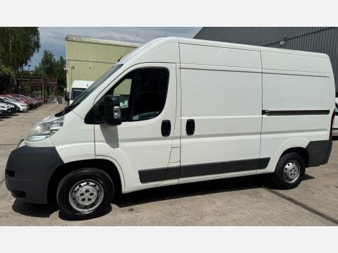 Citroen Relay 2.2 HDi 40 L2 H2 4dr (Heavy) 23