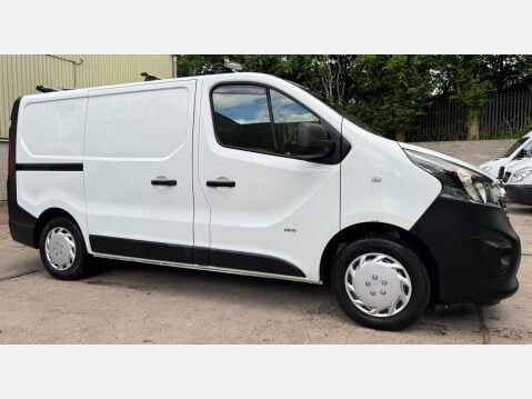 Vauxhall Vivaro 1.6 CDTi 2900 ecoFLEX L1 H1 Euro 5 (s/s) 5dr 4