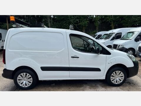 Citroen Berlingo E 635 LX CVT FWD L1 H1 5dr 13