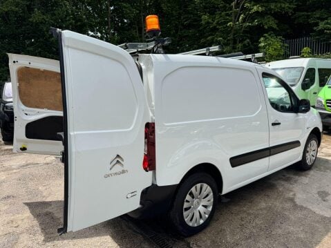 Citroen Berlingo E 635 LX CVT FWD L1 H1 5dr 31