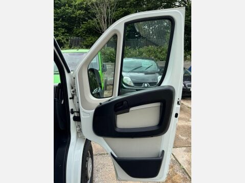 Citroen Relay 2.0 BlueHDi 35 Enterprise L3 High Roof Euro 6 5dr 27