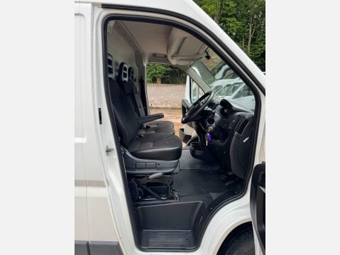 Citroen Relay 2.0 BlueHDi 35 Enterprise L3 High Roof Euro 6 5dr 32