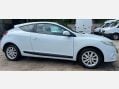 Renault Megane 1.6 16V Expression Euro 5 3dr 6