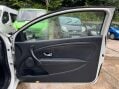 Renault Megane 1.6 16V Expression Euro 5 3dr 23