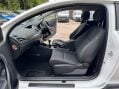Renault Megane 1.6 16V Expression Euro 5 3dr 32