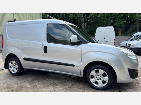 Vauxhall Combo 1.3 CDTi 2000 16v Sportive FWD L1 H1 3dr 6