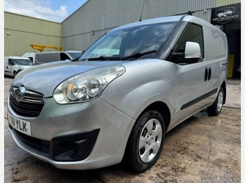 Vauxhall Combo 1.3 CDTi 2000 16v Sportive FWD L1 H1 3dr 32