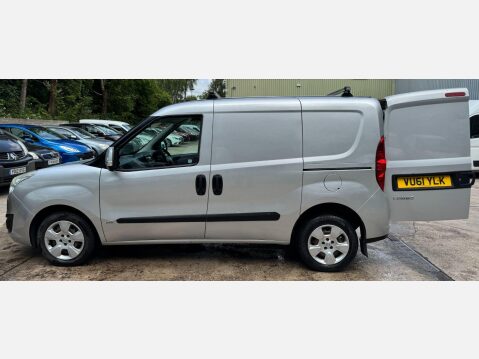 Vauxhall Combo 1.3 CDTi 2000 16v Sportive FWD L1 H1 3dr 24