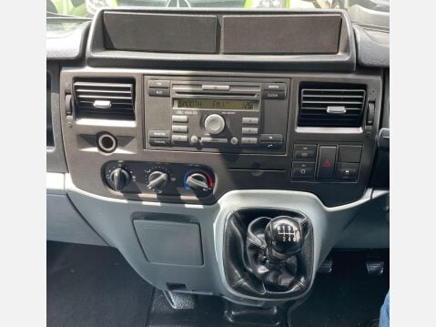 Ford Transit 2.2 TDCi 350 RWD L4 4dr (DRW) 36