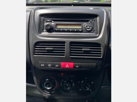 Vauxhall Combo 1.3 CDTi 2000 ecoFLEX 16v FWD L1 H1 (s/s) 3dr 36