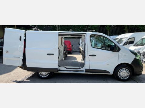 Vauxhall Vivaro 1.6 CDTi 2900 ecoFLEX L1 H1 Euro 5 (s/s) 5dr 8