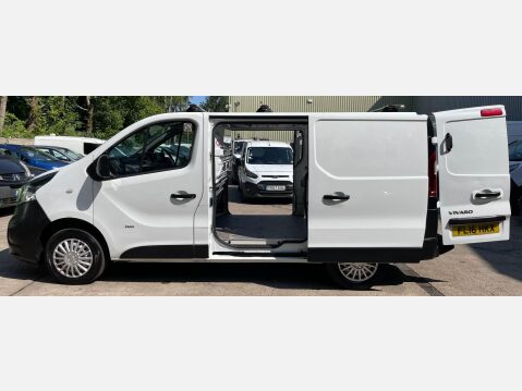 Vauxhall Vivaro 1.6 CDTi 2900 ecoFLEX L1 H1 Euro 5 (s/s) 5dr 17
