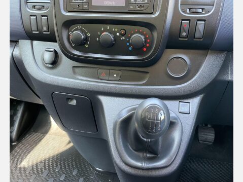 Vauxhall Vivaro 1.6 CDTi 2900 ecoFLEX L1 H1 Euro 5 (s/s) 5dr 33