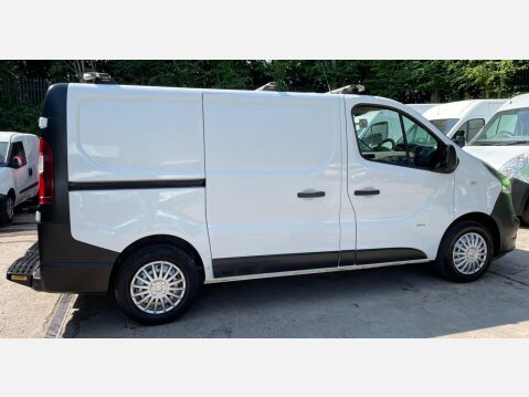 Vauxhall Vivaro 1.6 CDTi 2900 ecoFLEX L1 H1 Euro 5 (s/s) 5dr 9