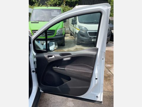 Ford Transit Courier 1.6 TDCi Trend L1 Euro 5 5dr 21