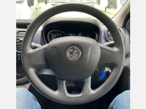 Vauxhall Vivaro 1.6 CDTi 2900 ecoFLEX L1 H1 Euro 5 (s/s) 5dr 26