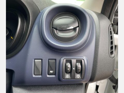 Vauxhall Vivaro 1.6 CDTi 2900 ecoFLEX L1 H1 Euro 5 (s/s) 5dr 25