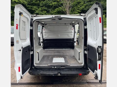 Vauxhall Vivaro 1.6 CDTi 2900 ecoFLEX L1 H1 Euro 5 (s/s) 5dr 12