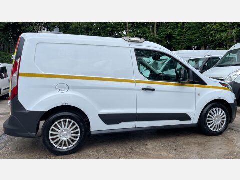 Ford Transit Connect 1.5 TDCi 220 L1 H1 5dr 8