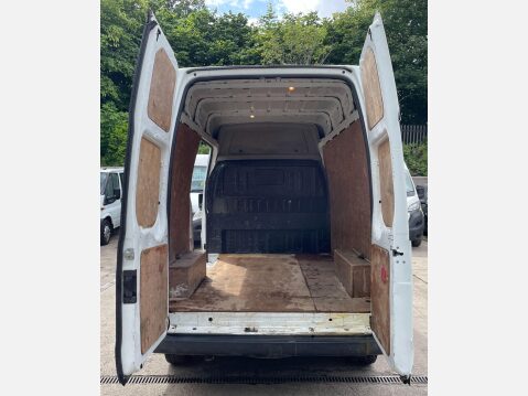 Ford Transit 2.2 TDCi 350 RWD L2 H3 3dr 11