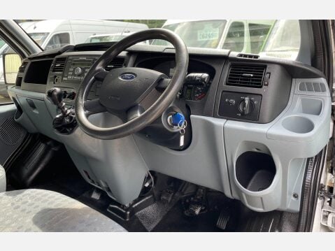 Ford Transit 2.2 TDCi 350 RWD L2 H3 3dr 24