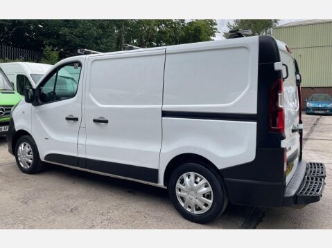 Vauxhall Vivaro 1.6 CDTi 2900 ecoFLEX L1 H1 Euro 5 (s/s) 5dr 15