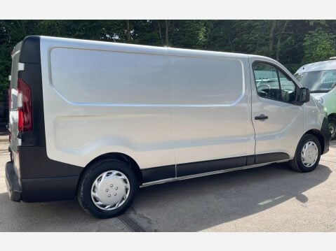 Vauxhall Vivaro 1.6 CDTi 2900 L2 H1 Euro 6 (s/s) 5dr 10