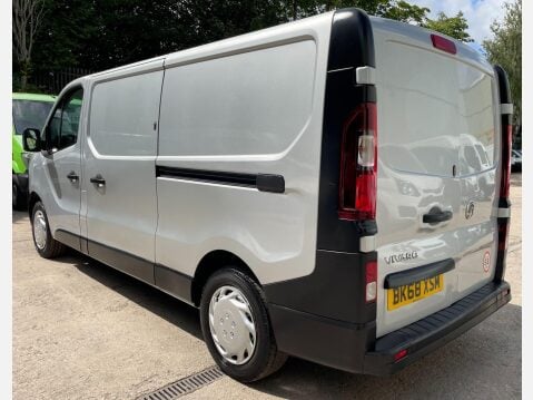 Vauxhall Vivaro 1.6 CDTi 2900 L2 H1 Euro 6 (s/s) 5dr 17