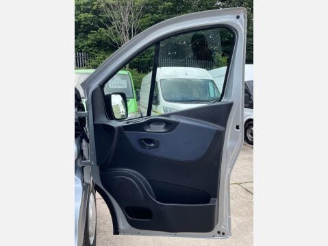 Vauxhall Vivaro 1.6 CDTi 2900 L2 H1 Euro 6 (s/s) 5dr 29