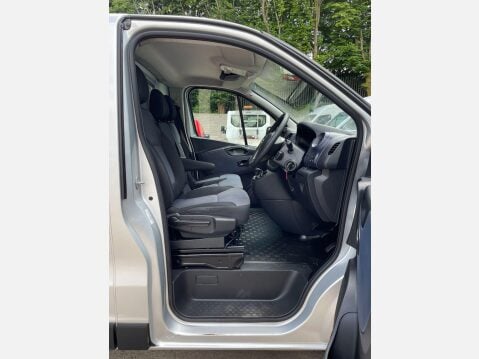 Vauxhall Vivaro 1.6 CDTi 2900 L2 H1 Euro 6 (s/s) 5dr 31